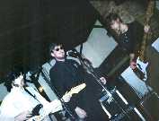 Keith singing 'Cream Soda (Kill Kill Kill)'