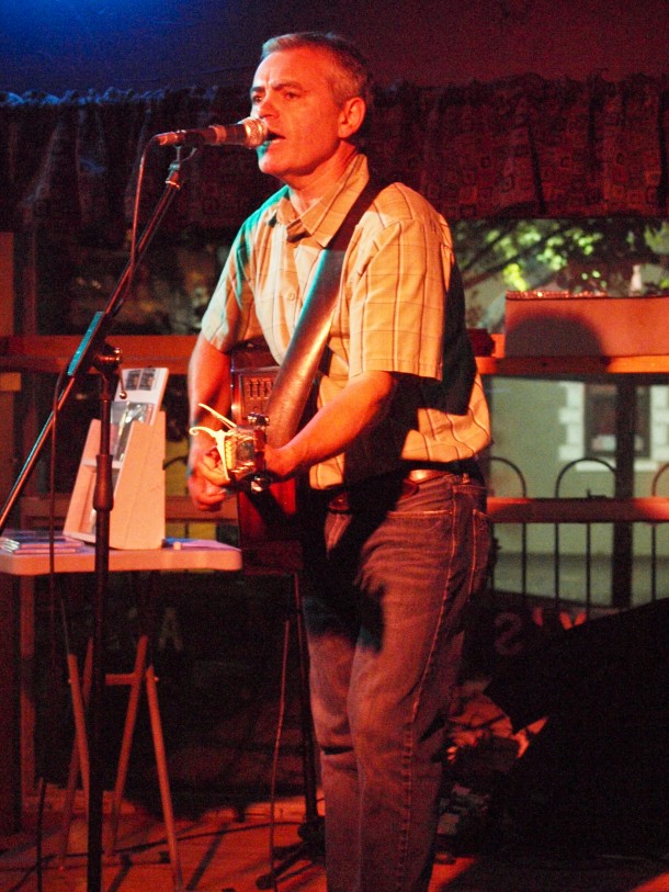Ray O'Leary Playing at Kelly's Pub