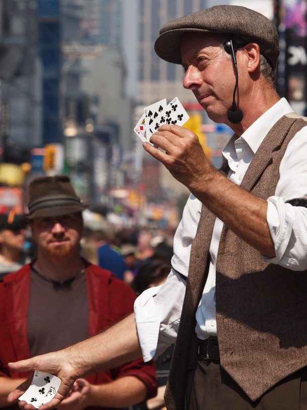 Street Magician at Buskerfest