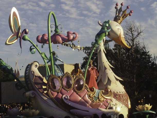 Disney Princesses on Swan Float (Tokyo Disneyland)