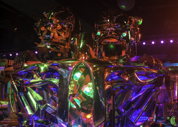 Robot Restaurant - Two Headed Robot During Finale